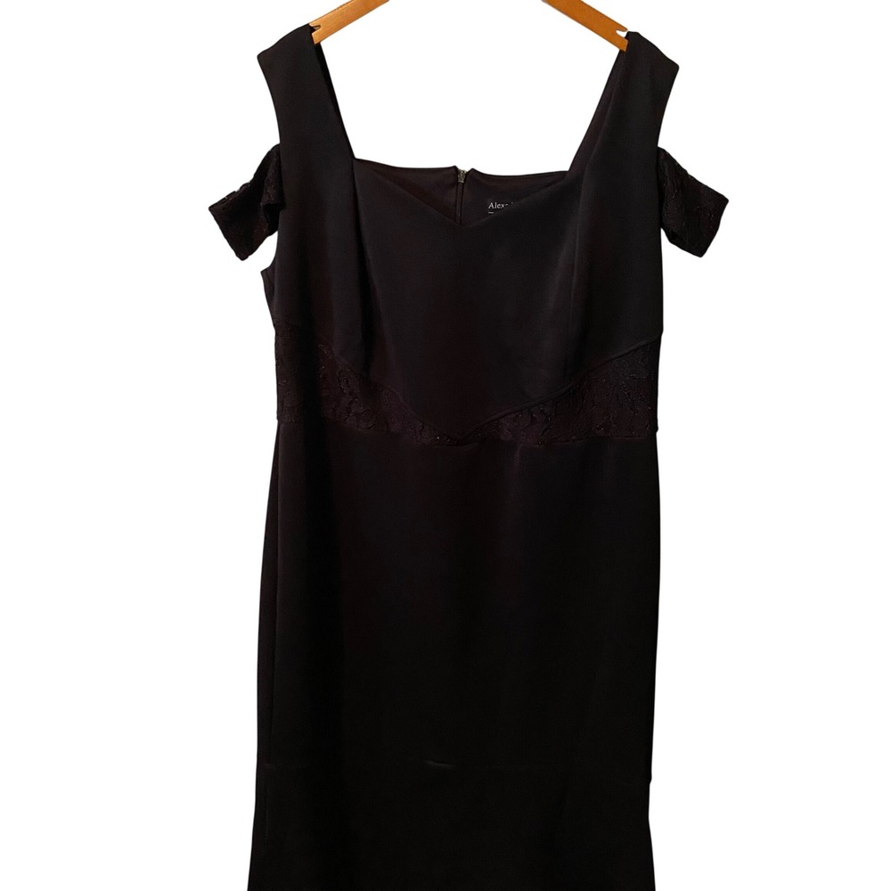 Alexa B Nites Woman Black Lace Cold Shoulder Dress 18W